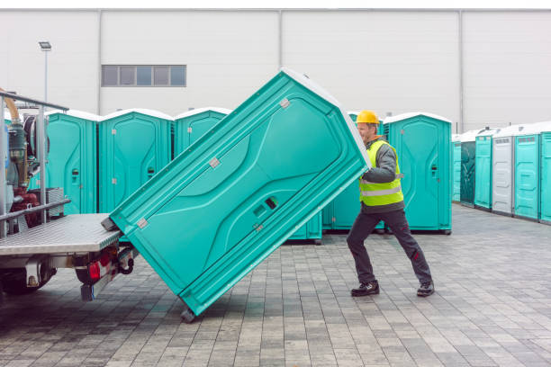 Portable Toilet Options We Offer in Elmore, AL