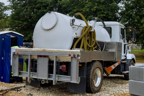 Porta potty rental for outdoor events in Elmore, AL