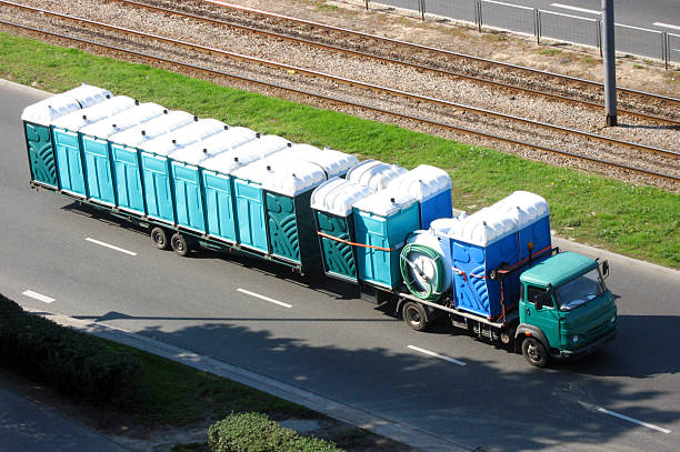Portable Toilet Options We Offer in Elmore, AL